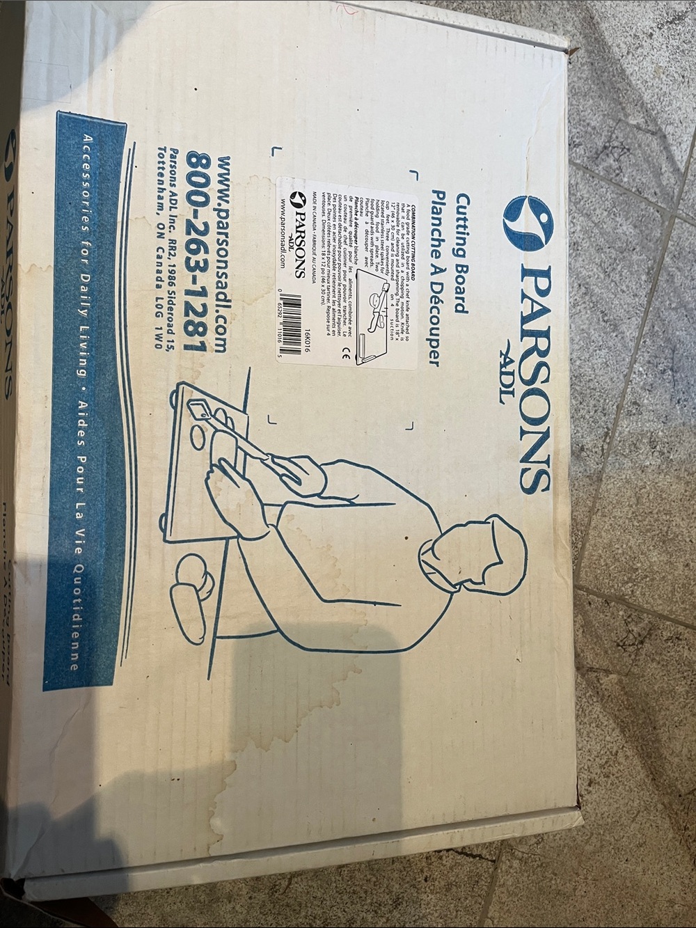 Parsons White Cutting Board for Everyday Kitchen Use